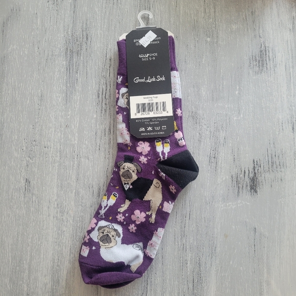 2/$15 Wedding Pugs Crew Socks - Picture 2 of 3